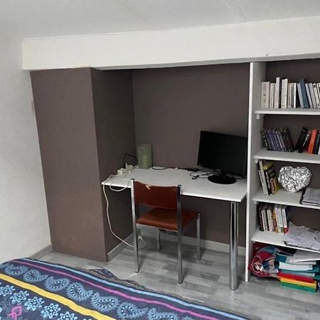 Joli Duplex En Centre Ville De 40M2 Climatise Istres Esterno foto