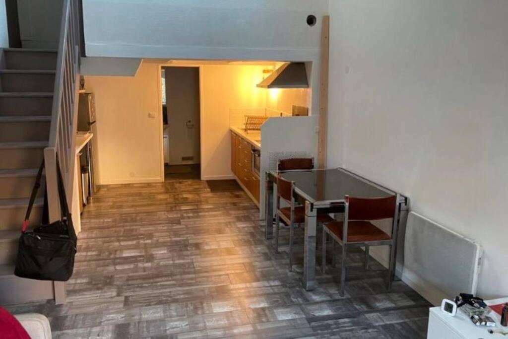 Joli Duplex En Centre Ville De 40M2 Climatise Istres Esterno foto